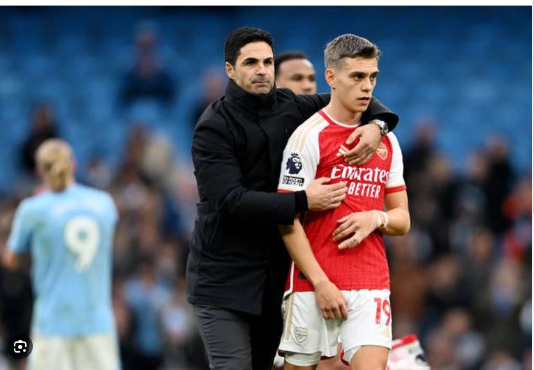 Arsenal kiểm soát bóng ít hơn đối thủ