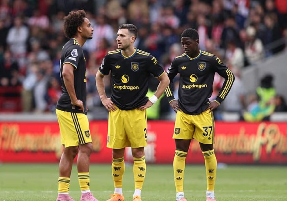 Kobbie Mainoo và Joshua Zirkzee đều đang muốn rời đi để tìm cơ hội dự World Cup